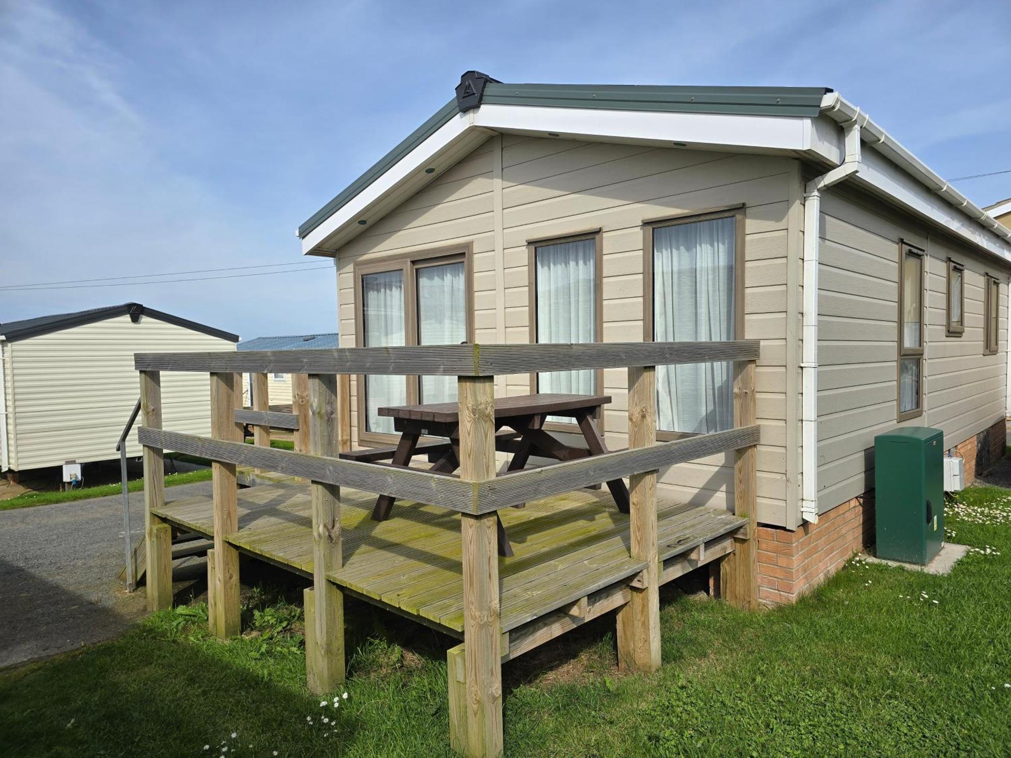 Castaways Holiday Park Hotel Bacton  ภายนอก รูปภาพ